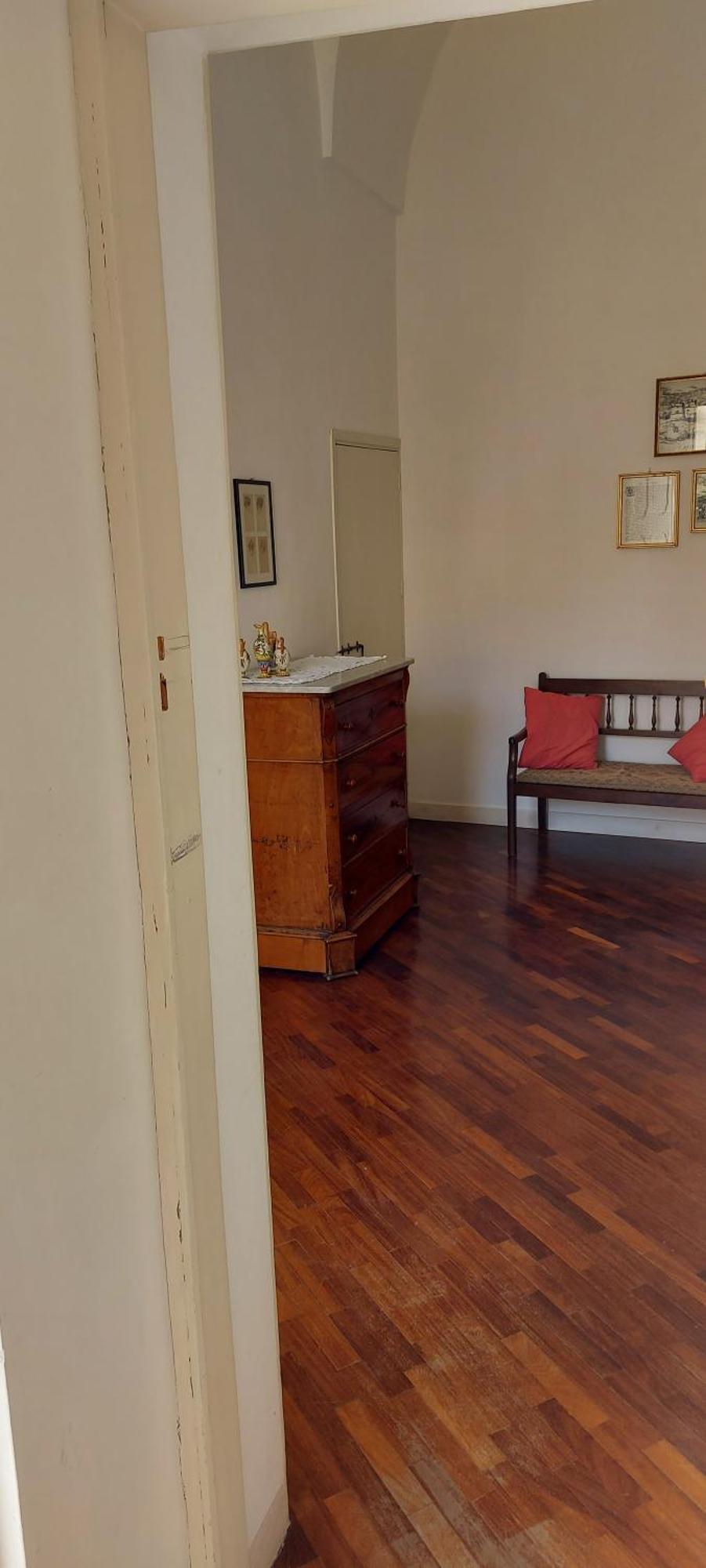 לינה וארוחת בוקר לצ'ה Massa House חדר תמונה
