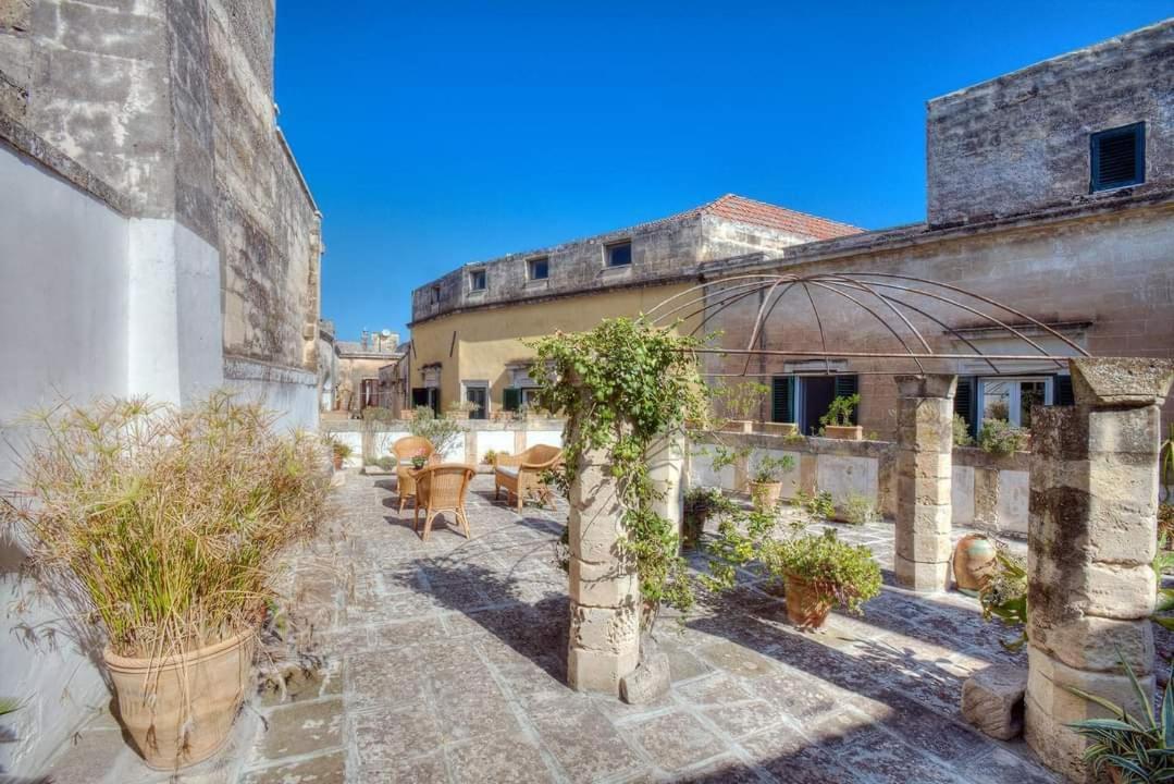 לינה וארוחת בוקר לצ'ה Massa House חדר תמונה